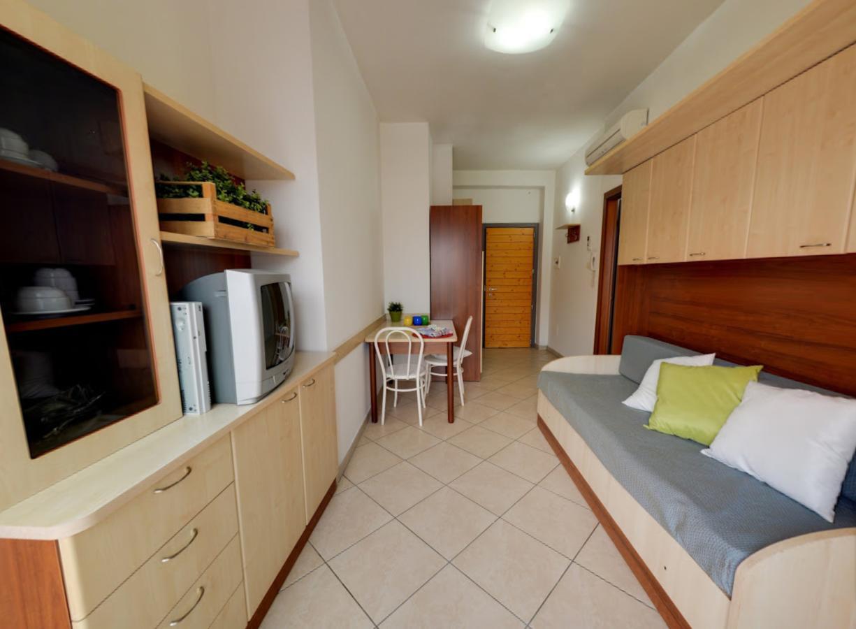Residence Mediterraneo Rimini Exteriér fotografie