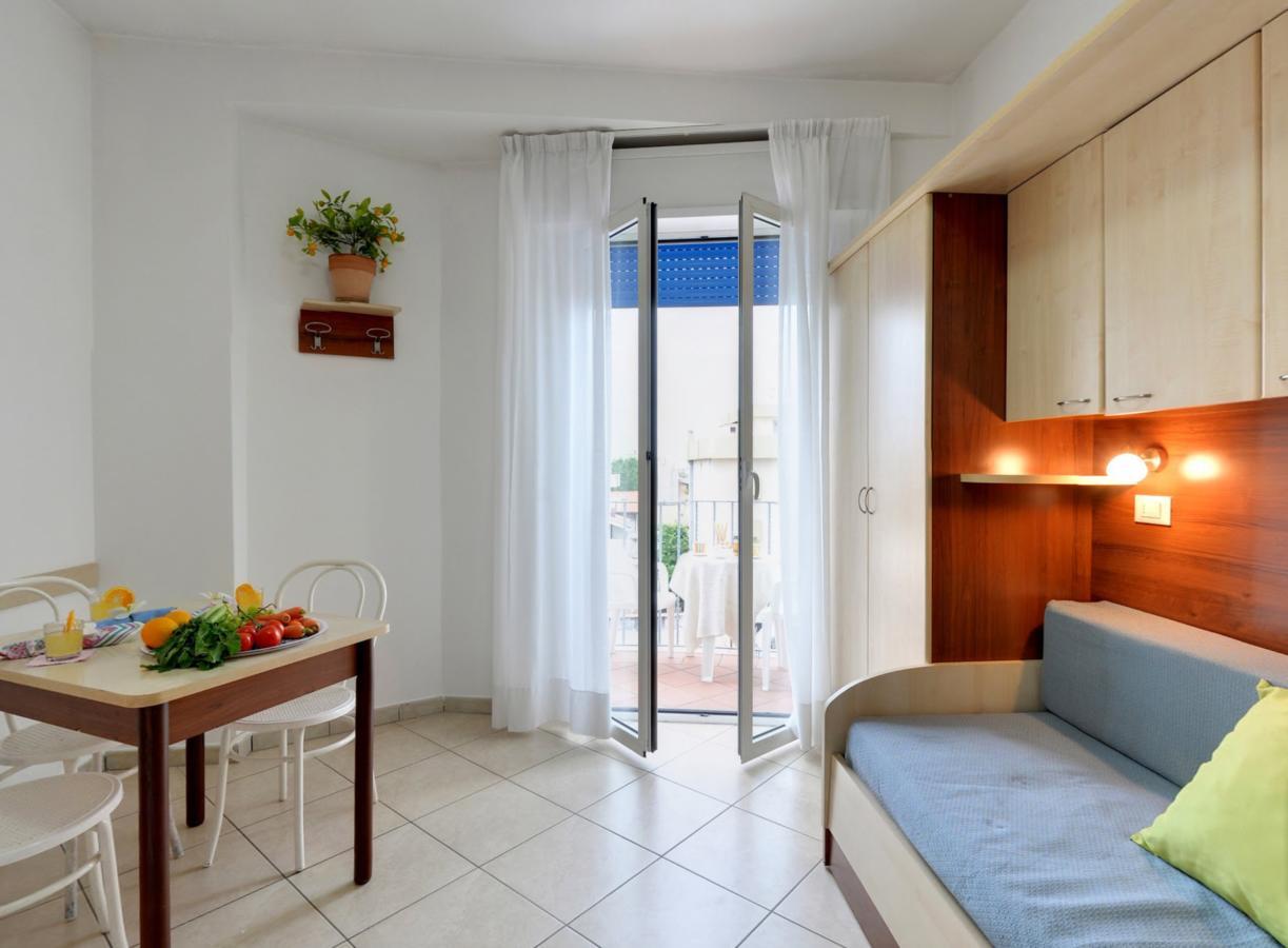 Residence Mediterraneo Rimini Exteriér fotografie