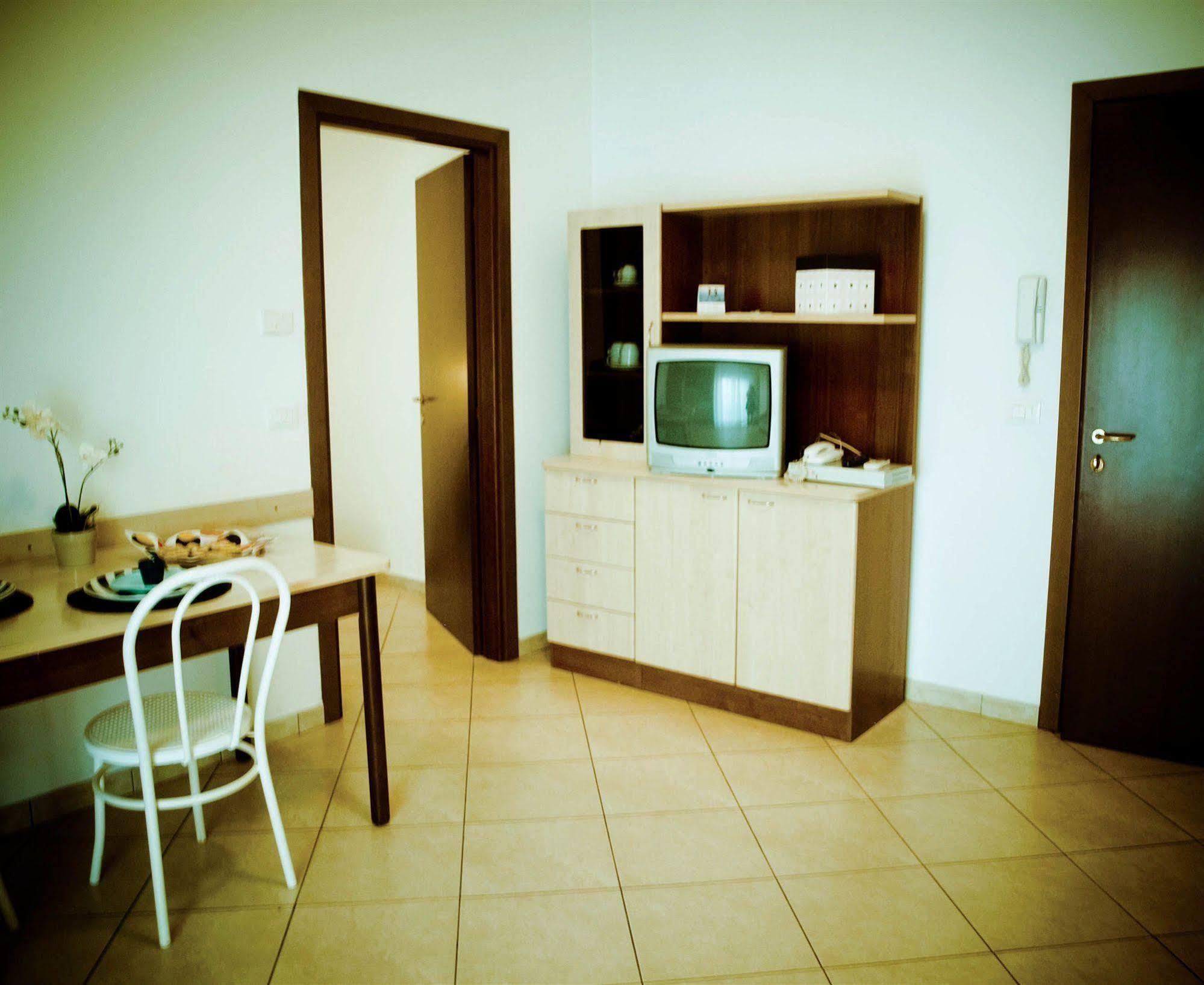 Residence Mediterraneo Rimini Exteriér fotografie