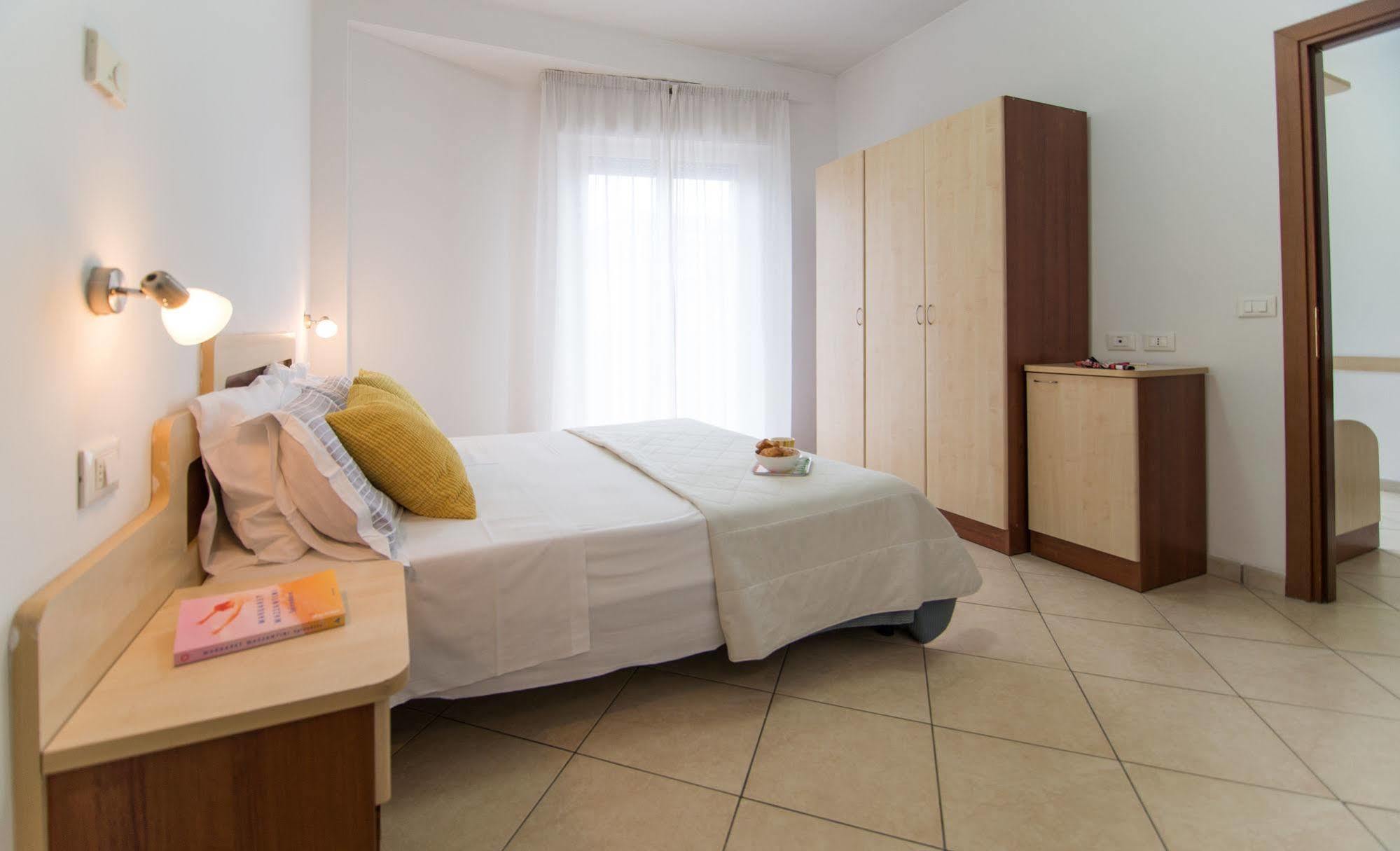 Residence Mediterraneo Rimini Exteriér fotografie